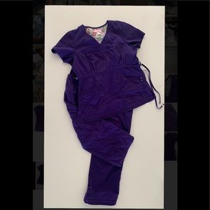 Koi Women’s scrubs M